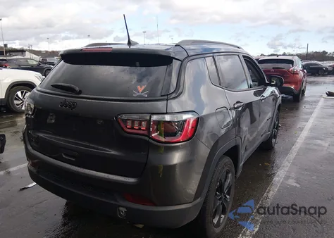 2021 Jeep Compass Altitude 4X4 из США, поврежденный, VIN 3C4NJDBB3MT540850